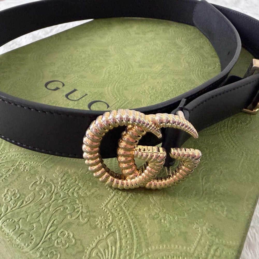 Gucci Black Belt with Gold Buckle
